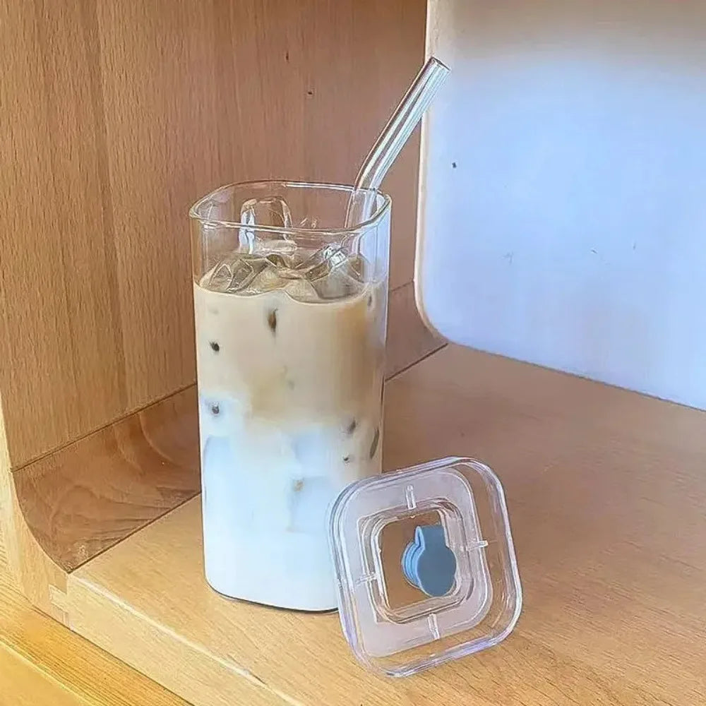 1pcs Square Heat-Resistant Coffee Glass Cup with Lid and Straw – Transparent Milk, Tea & Juice Mug for Home or Bar Drinkware